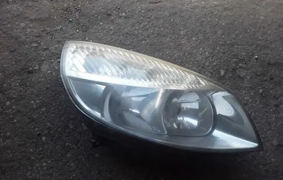 Renault Scenic II - Grand scenic II Headlight/headlamp 15810400RE