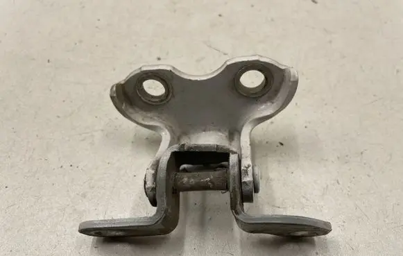 Toyota Yaris Rear door upper hinge