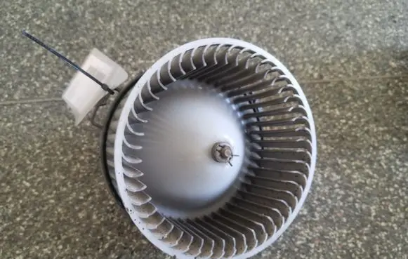 Mazda 3 I Heater fan/blower 8940000270