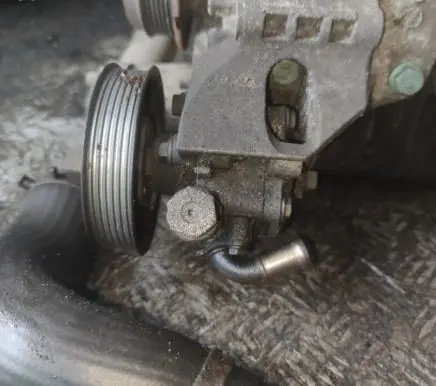 Ford Galaxy Power steering pump 038145255B