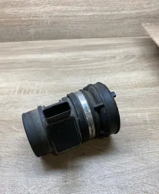 Citroen Xsara Picasso Mass air flow meter 9628336380