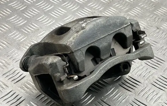 Nissan Murano Z52 Front brake caliper