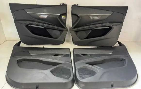 Peugeot 5008 II Door card panel trim set 98307119BY 98343464BY