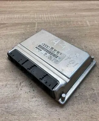 Audi A4 S4 B5 8D Engine control unit/module ECU 8D0907401H 0281001834