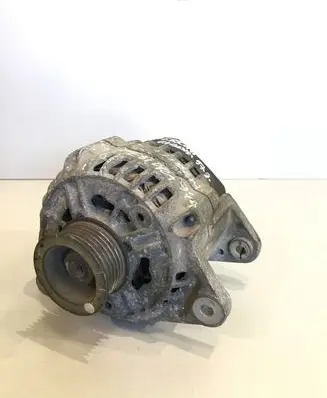 Ford Escort Generator/alternator 95AB10300DB 0123310029