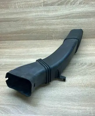 BMW 5 F10 F11 Air intake duct part 7811597 58300015