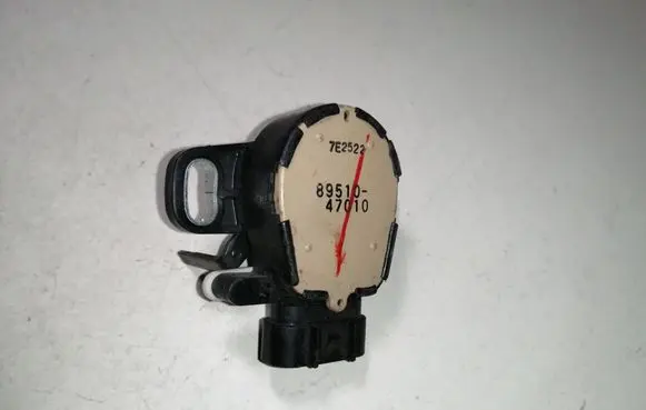 Brake pedal sensor switch