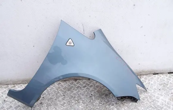 Mitsubishi Colt Fender reqb3r