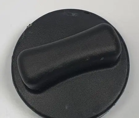 Mercedes-Benz COMPAKT W115 Fuel tank filler cap 