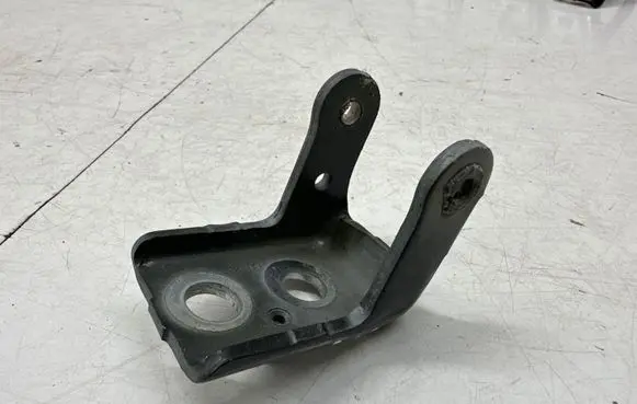 Opel Corsa F Front door lower hinge 