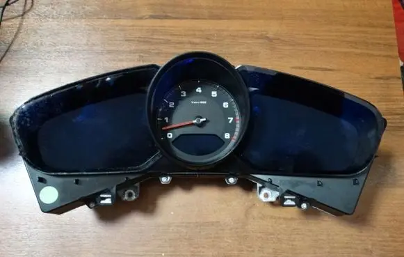 Porsche Cayenne (9Y0 9Y3) Speedometer (instrument cluster) 9Y0920945A