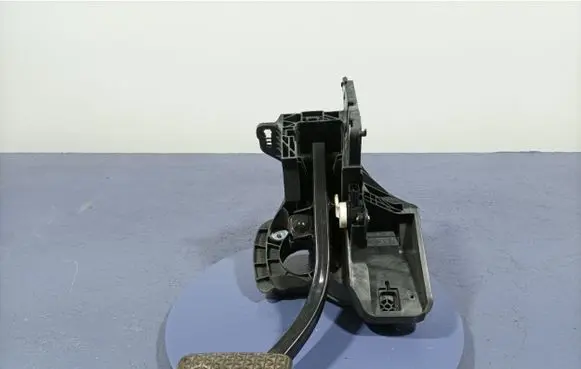 Opel Insignia A Accelerator throttle pedal 84344897