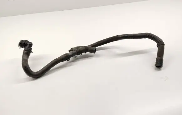 Volkswagen Jetta VI Engine coolant pipe/hose 1k0122073