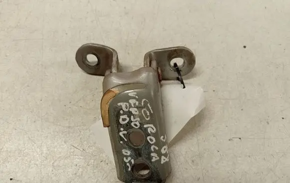 Toyota Corolla Verso AR10 Front door upper hinge