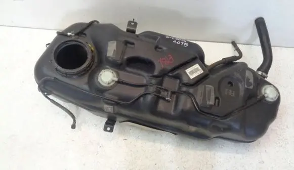 Suzuki SX4 S-Cross Fuel tank 8910161M1