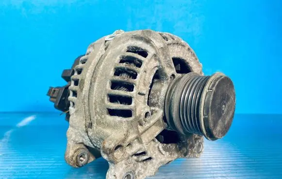 Volkswagen Golf IV Generator/alternator 190514 P0696733