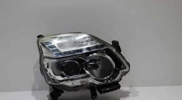 Nissan X-Trail T31 Headlight/headlamp