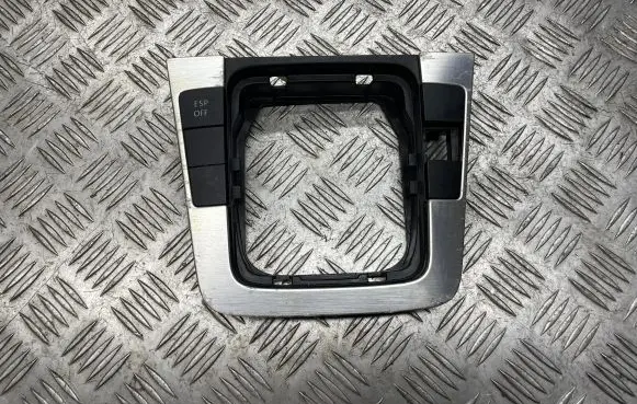 Volkswagen PASSAT B6 Gear shifter surround trim plastic 3C0864263A UESW563