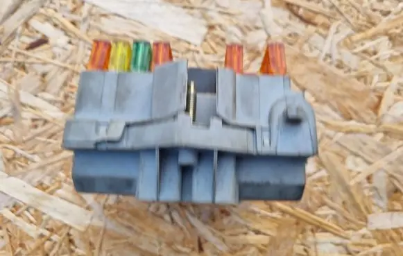Fiat Doblo Fuse module 51763772