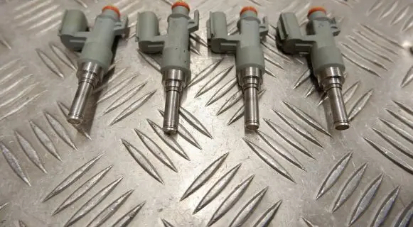 Fuel injectors set