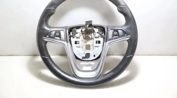 Opel Astra J Steering wheel