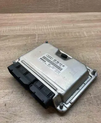 Audi A4 S4 B5 8D Engine control unit/module ECU 038906019AN 0281010094
