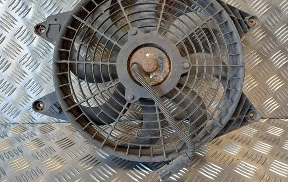 KIA Carnival Electric radiator cooling fan 