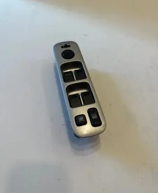 Suzuki Liana Electric window control switch 0367t
