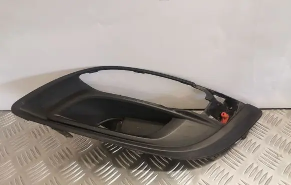 Opel Astra J Fog light bracket 13368715