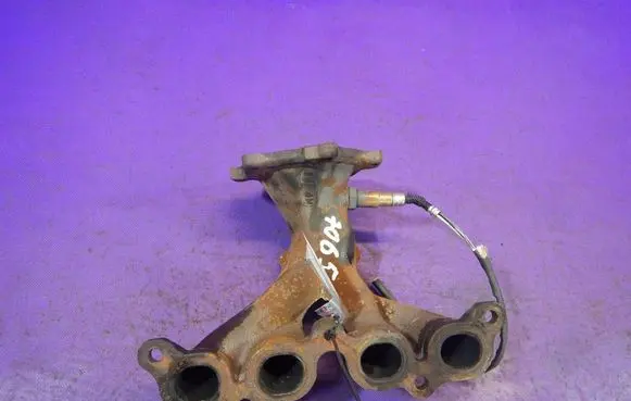 Nissan Micra Exhaust manifold