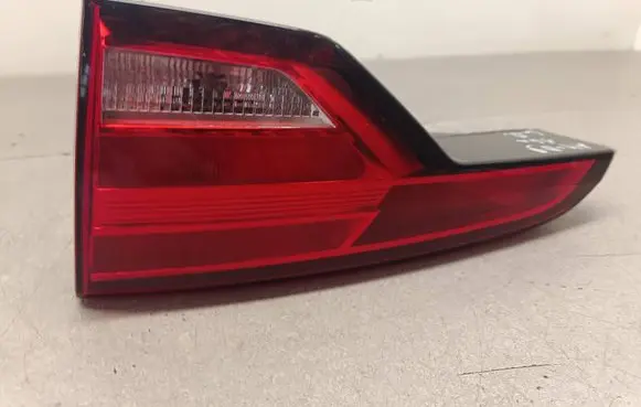 Audi A4 S4 B9 Tailgate rear/tail lights 8W9945076A 81490202