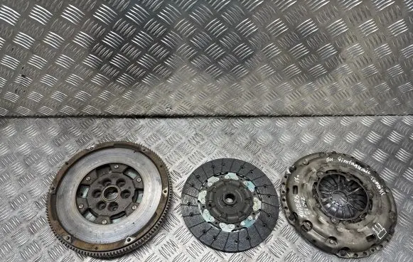 Skoda Superb B8 (3V) Clutch set kit 124060710