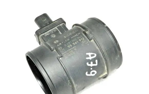 Opel Astra J Mass air flow meter 55561912 0281002940