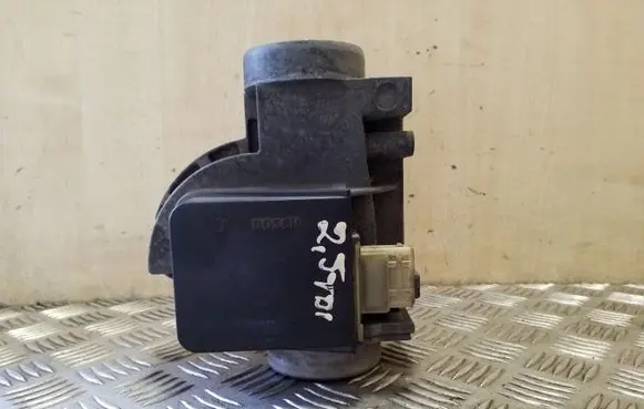 Audi A6 S6 C4 4A Mass air flow meter 0281002074 4A0133471