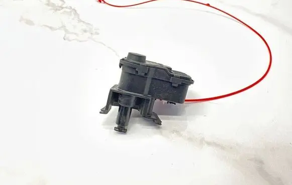 Audi A5 8T 8F Fuel tank cap lock 8K0862153H