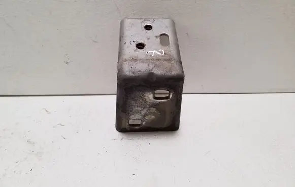 Ford Transit Custom Fender mounting bracket BK2116D154AA