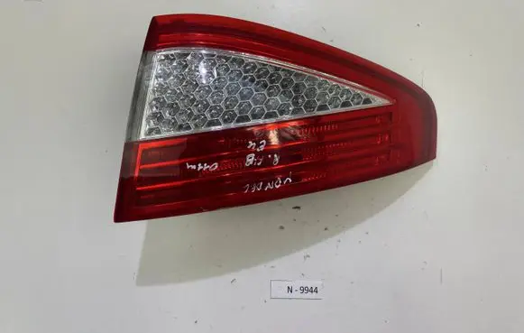 Rear/tail lights