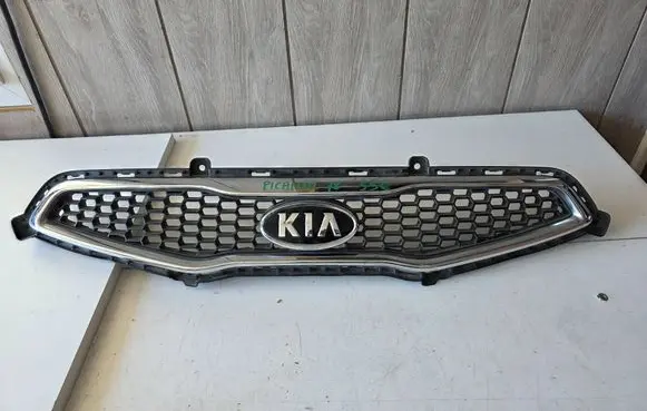 KIA Picanto Front bumper upper radiator grill 863511Y000