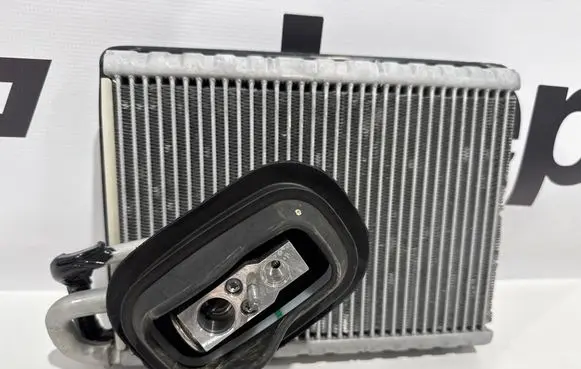 Audi Q8 e-tron Air conditioning (A/C) radiator (interior) PY127001 4M1820023B