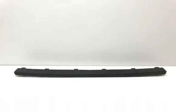 Volvo XC90 Front bumper splitter molding 31383799