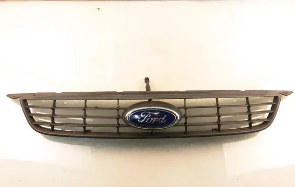 Ford Focus Front grill 8M518200