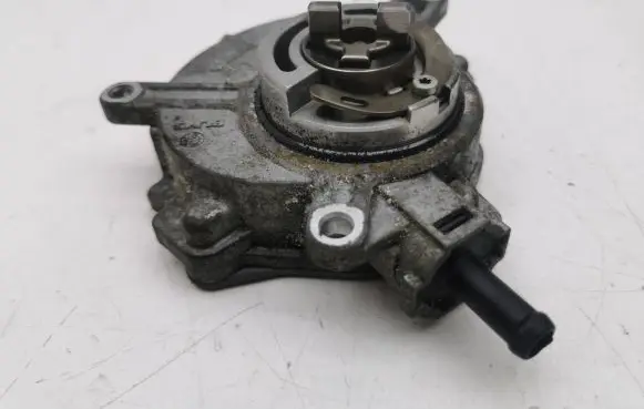 Vacuum pump