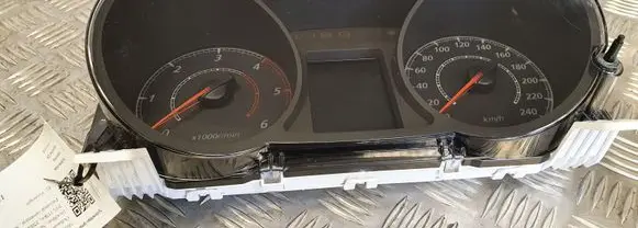 Mitsubishi Outlander Speedometer (instrument cluster) 8100B818 MM0053