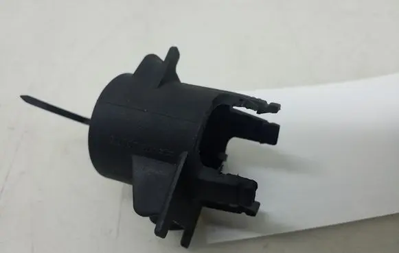 Mercedes-Benz S W220 Front parking sensor holder (PDC) A2208850087