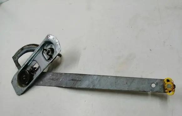 Ford Transit Front door manual window regulator 95VBV23201AC