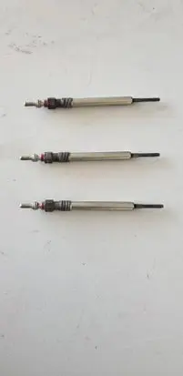 Volkswagen PASSAT B8 Glow plug 03l963319 0250403007