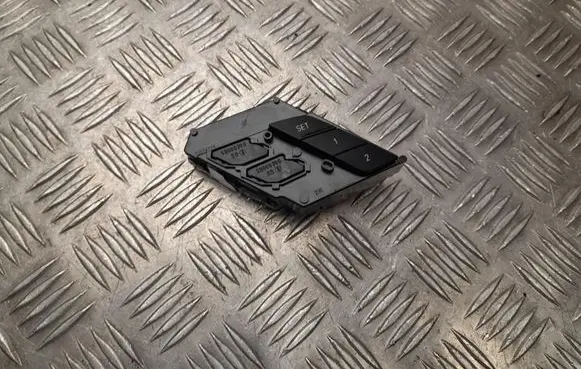 BMW X5 G05 Seat memory switch 9484677