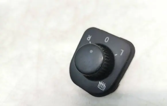 Volkswagen PASSAT B6 Wing mirror switch 1K0959565L