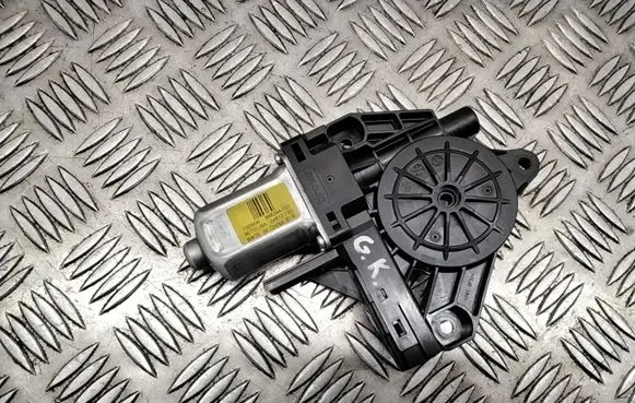 Volvo V70 Rear door window regulator motor 966264102
