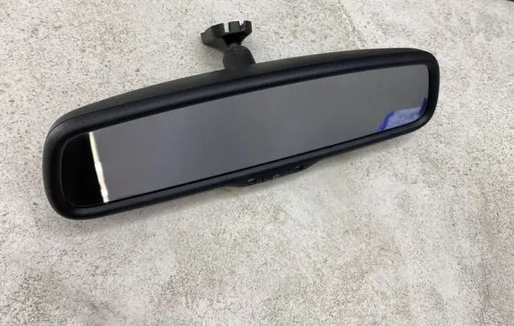 Nissan Pathfinder R51 Rear view mirror (interior) 9050785 E11015892